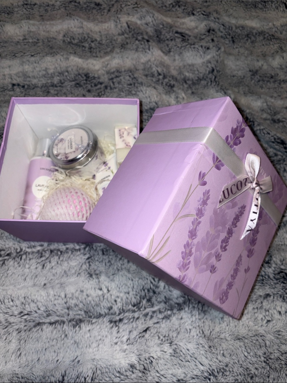 Lavender Bath & Body Gift Set - Purple